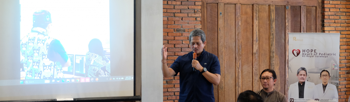 RS Royal Surabaya meluncurkan program HOPE (Heart Of Pediatric) Goes to Madura guna memperkuat sinergi dengan jejaring medis lokal dan mendekatkan akses penanganan Penyakit Jantung Bawaan (PJB) anak secara cepat, tepat, dan terpadu.